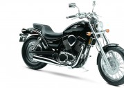 Suzuki Boulevard S83